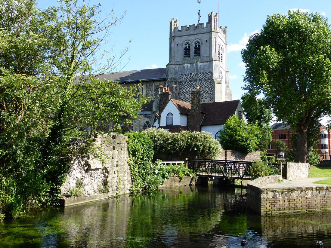 Mortgage brokers in Waltham Abbey Essex — award-winning whole-of-market mortgage advice for first time buyers, home movers and remortgage